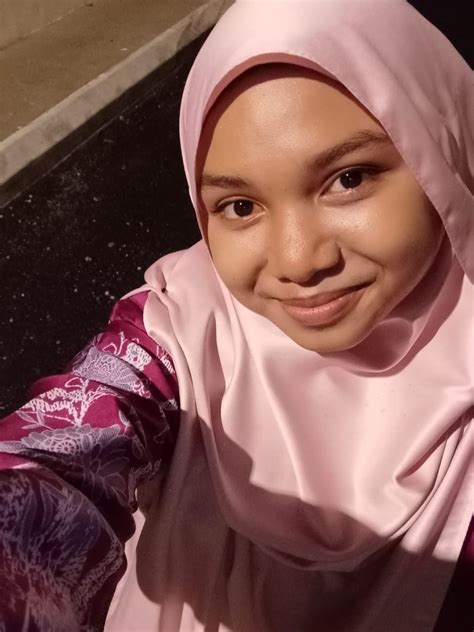 erome malaysia|awekdara (@awekdara.